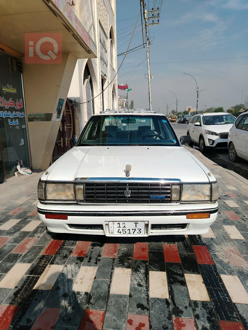 تۆیۆتا کراون